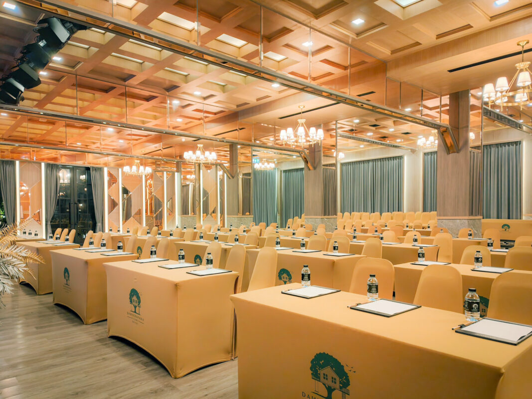 ห้องประชุม – ดำเนินพวา